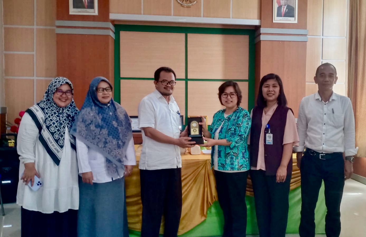 Perluas Jaringan Kerja Sama dan Pertukaran Ilmu Pengetahuan, Dekan FTIK IAIN Palopo Menerima Kunjungan dari Dekan dan Dosen FKIPK IAKN Toraja