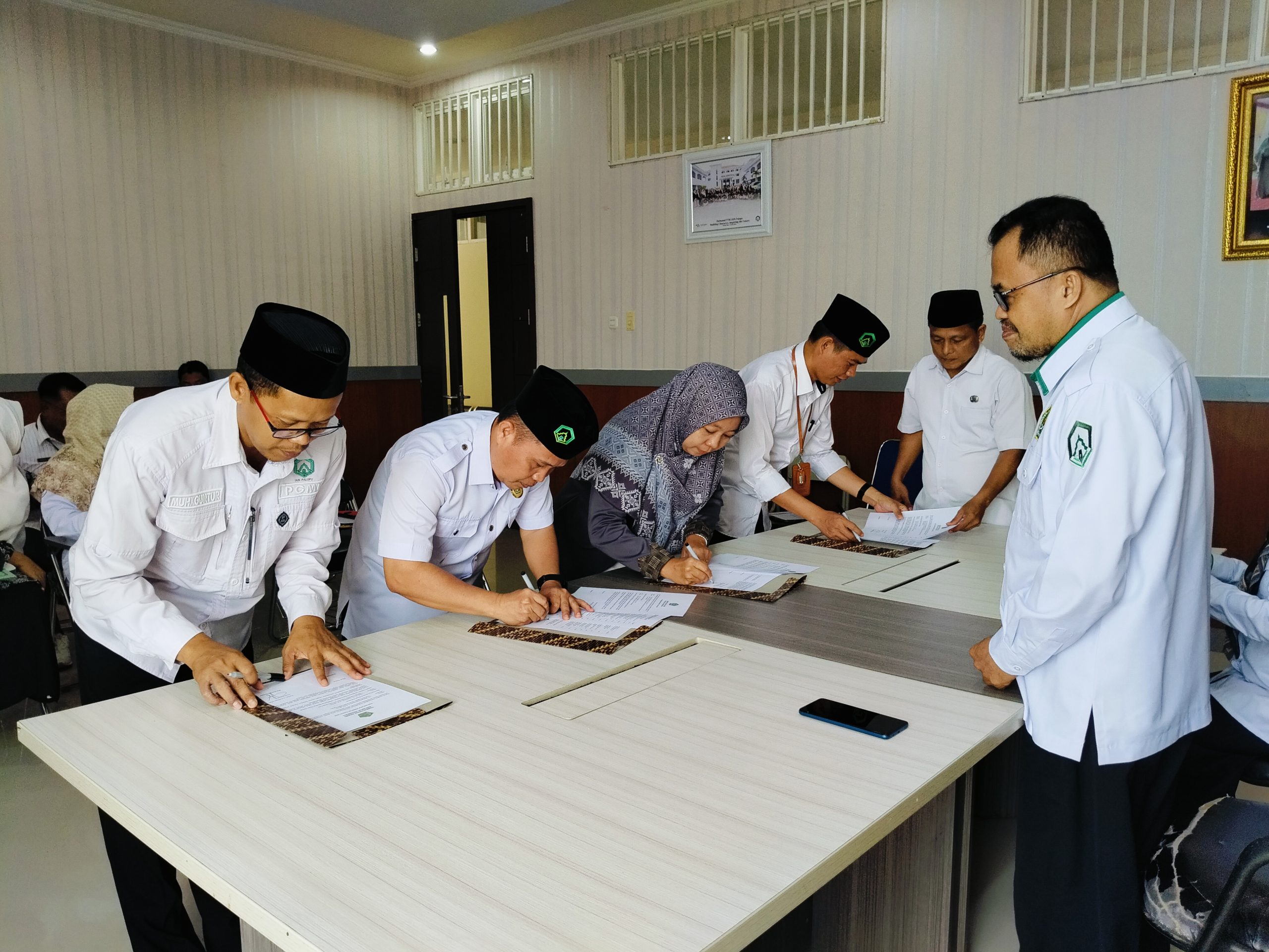 Penandatanganan Perjanjian Kinerja Lingkup Fakultas Tarbiyah dan Ilmu Keguruan